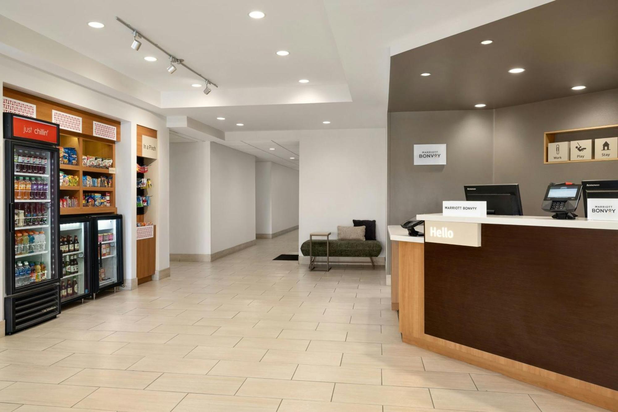 Towneplace Suites By Marriott Alexandria Eksteriør billede