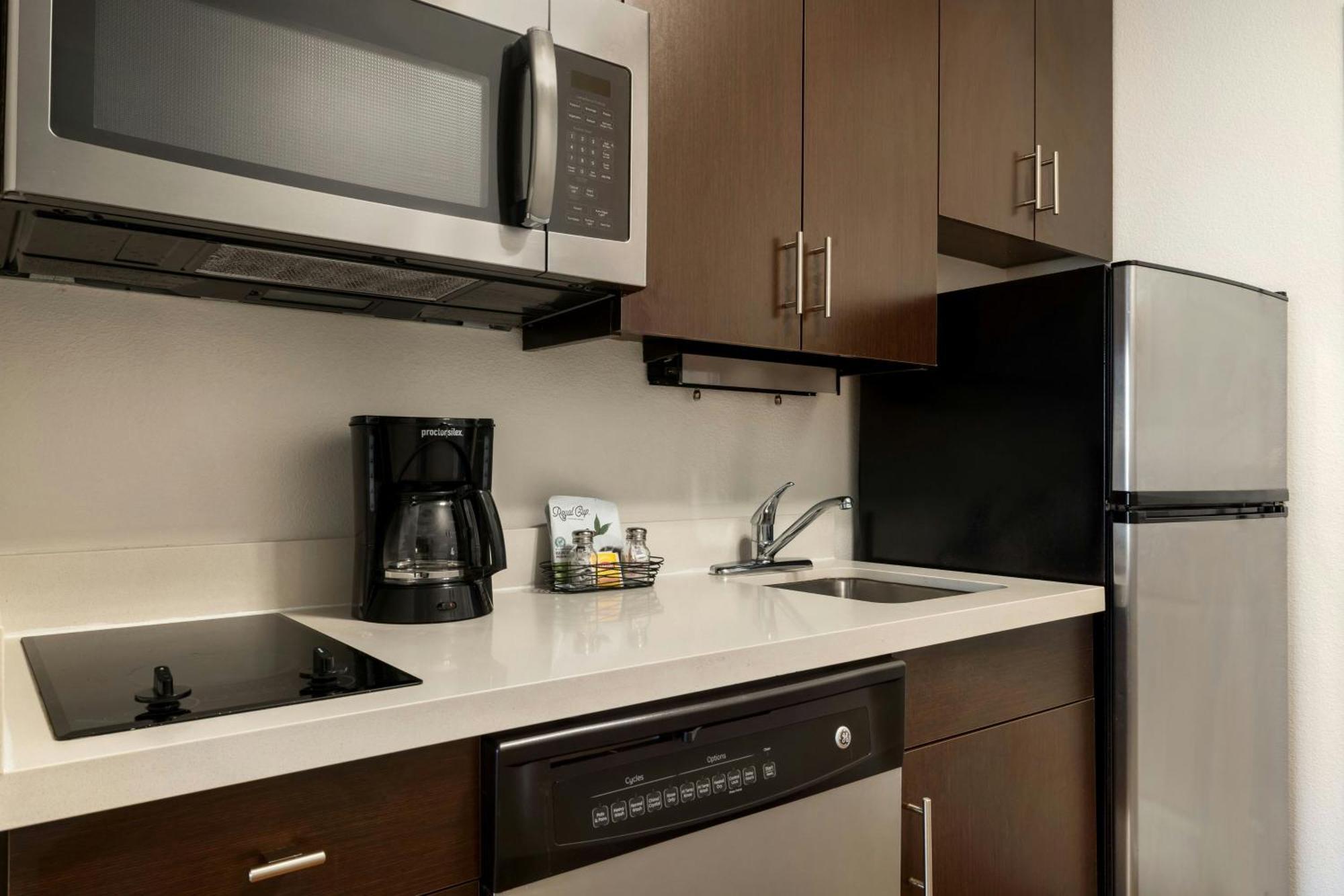 Towneplace Suites By Marriott Alexandria Eksteriør billede