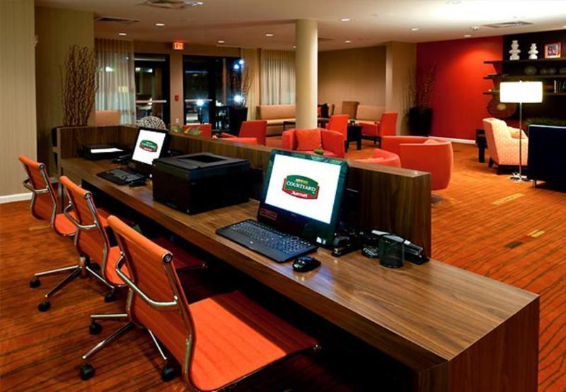 Towneplace Suites By Marriott Alexandria Eksteriør billede